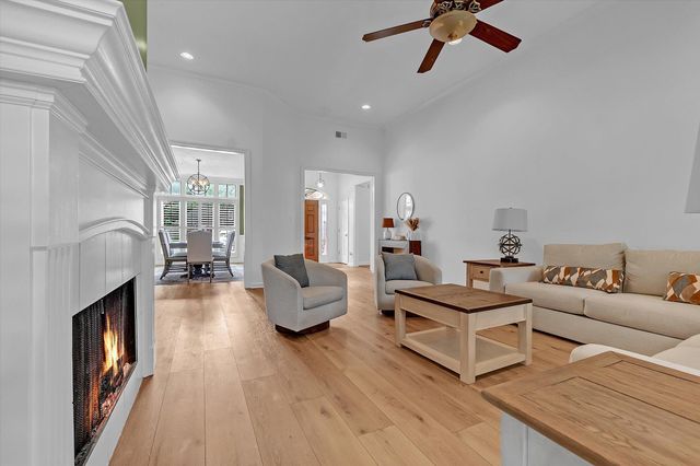 8786 STABLEMILL LN, Memphis, TN 38016