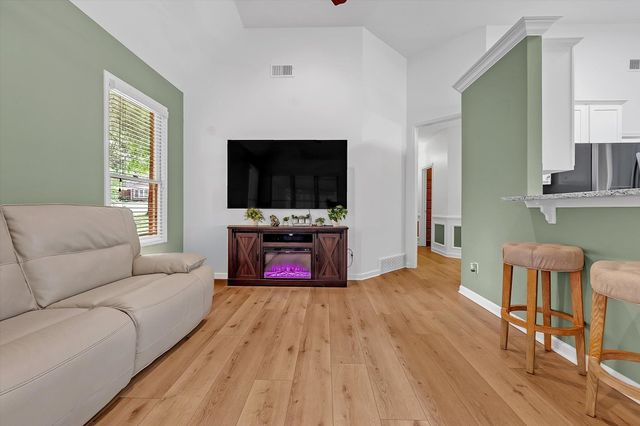 8786 STABLEMILL LN, Memphis, TN 38016