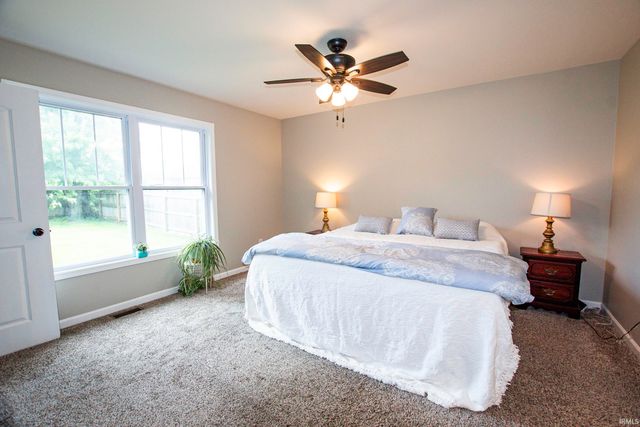 7291 W Mustang Drive, Ellettsville, IN 47429