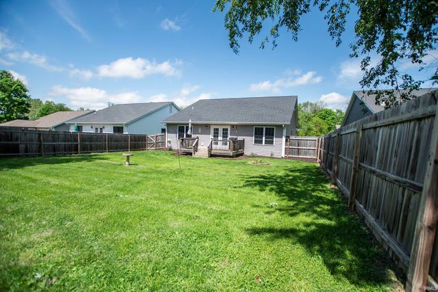 7291 W Mustang Drive, Ellettsville, IN 47429
