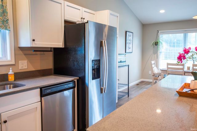 7291 W Mustang Drive, Ellettsville, IN 47429