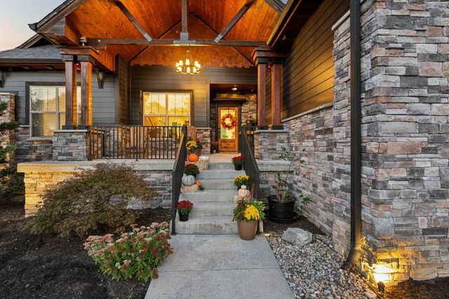 1461 Neelys Bend Rd, Madison, TN 37115