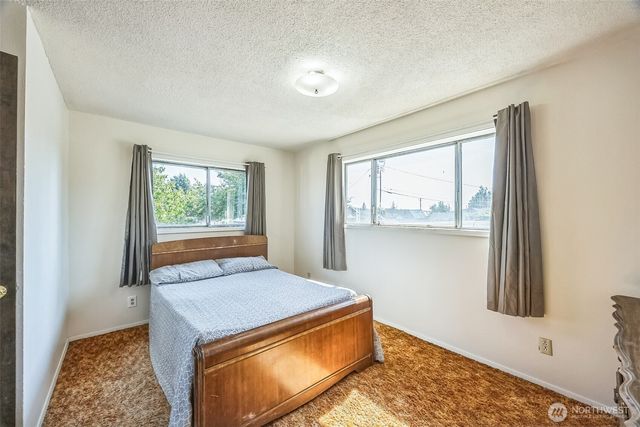 2420 Simpson Avenue, Hoquiam, WA 98550