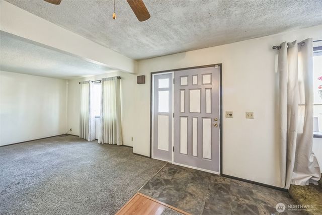 2420 Simpson Avenue, Hoquiam, WA 98550