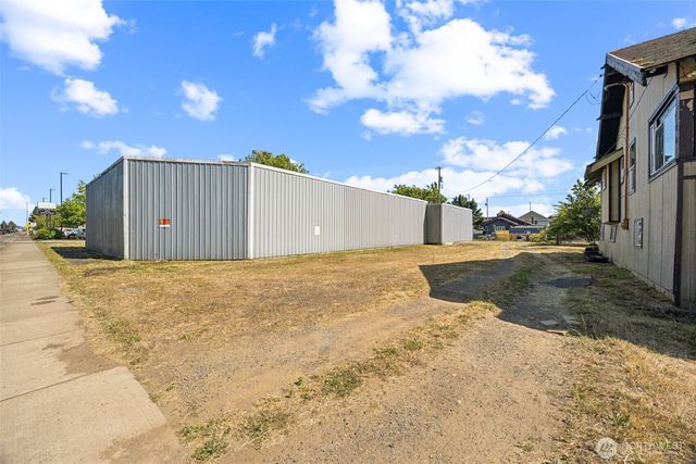 2420 Simpson Avenue, Hoquiam, WA 98550