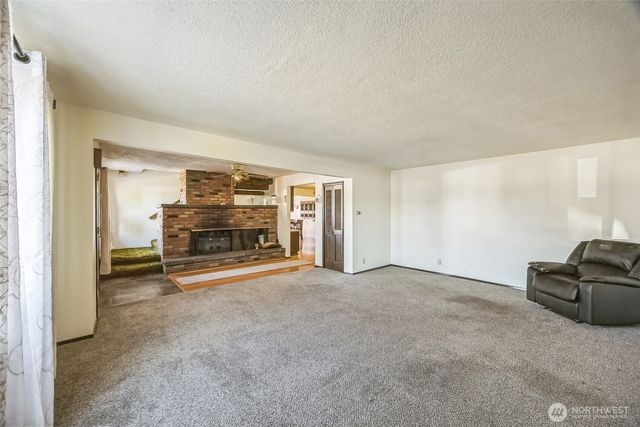 2420 Simpson Avenue, Hoquiam, WA 98550