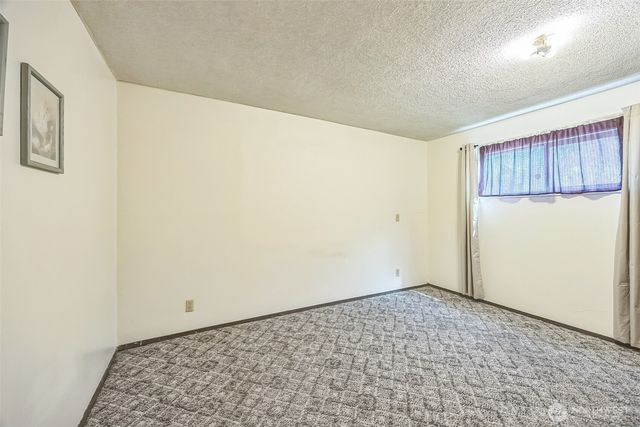 2420 Simpson Avenue, Hoquiam, WA 98550