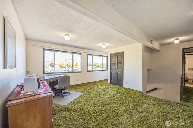 2420 Simpson Avenue, Hoquiam, WA 98550