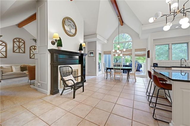 14111 Cody Street, Overland Park, KS 66221