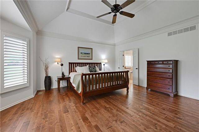 14111 Cody Street, Overland Park, KS 66221