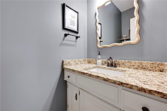 14111 Cody Street, Overland Park, KS 66221