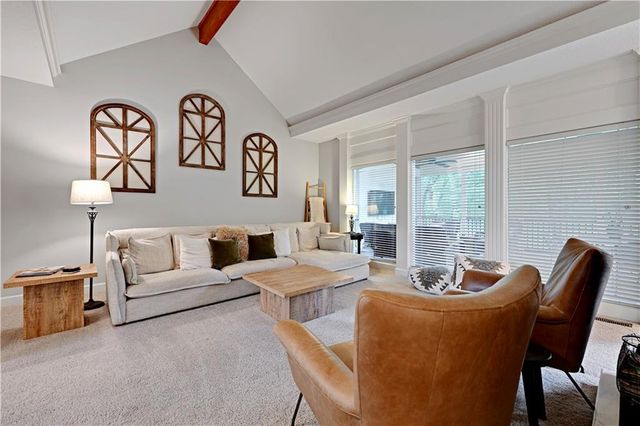14111 Cody Street, Overland Park, KS 66221