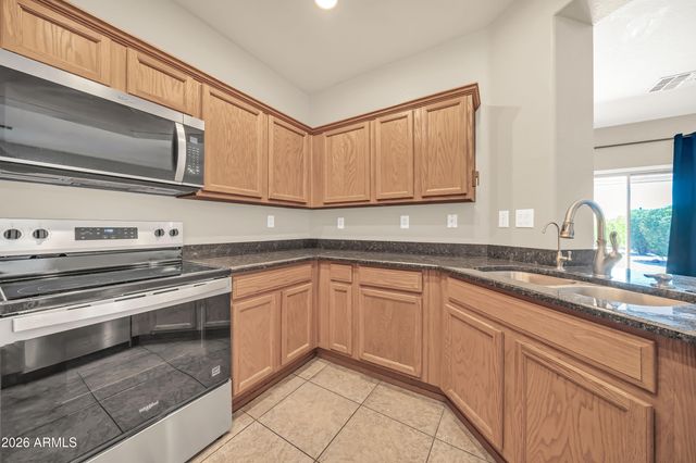39517 N HILLERMAN Way, Phoenix, AZ 85086