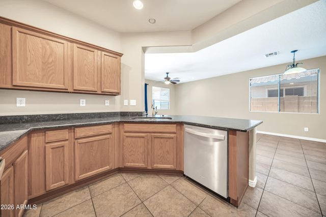 39517 N HILLERMAN Way, Phoenix, AZ 85086