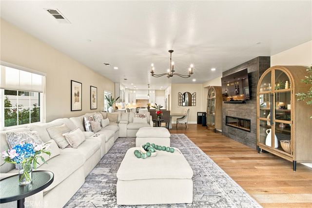 186 W 20th, Upland, CA 91784