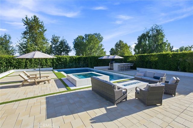 186 W 20th, Upland, CA 91784