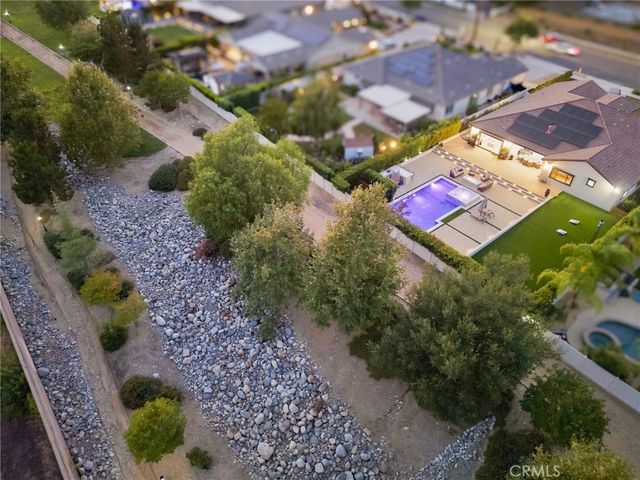 186 W 20th, Upland, CA 91784
