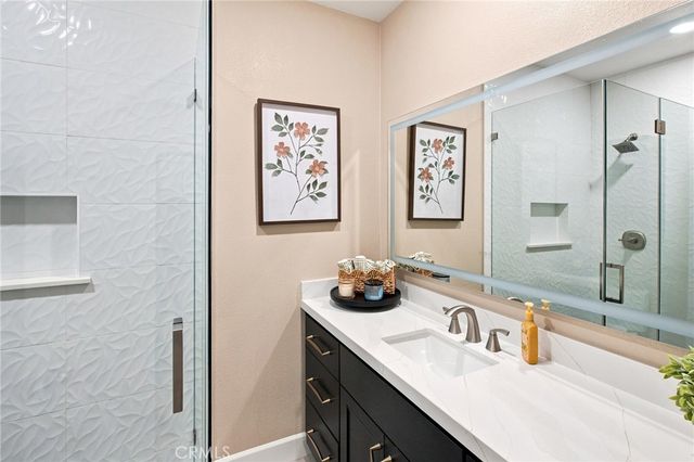 186 W 20th, Upland, CA 91784