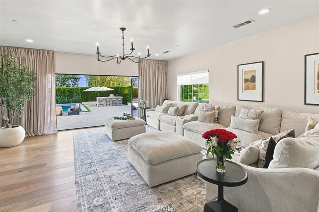 186 W 20th, Upland, CA 91784