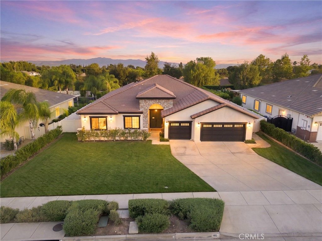 186 W 20th, Upland, CA 91784
