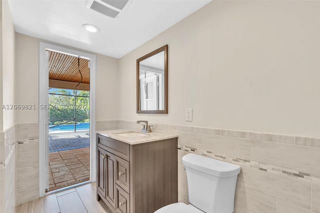 18232 S 104th Ter S, Boca Raton, FL 33498