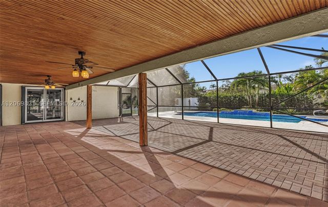 18232 S 104th Ter S, Boca Raton, FL 33498
