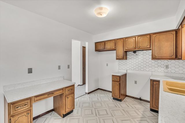 2618 N Elsie Avenue, Davenport, IA 52804