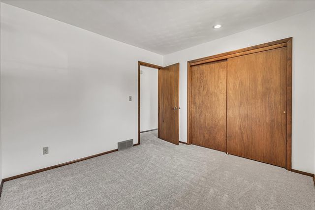 2618 N Elsie Avenue, Davenport, IA 52804