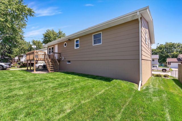 2618 N Elsie Avenue, Davenport, IA 52804