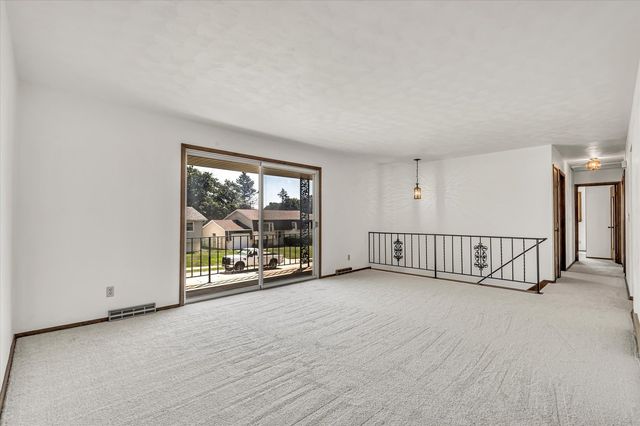 2618 N Elsie Avenue, Davenport, IA 52804