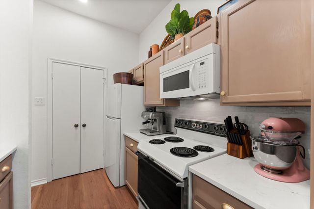 3500 Tangle Brush Drive 178, The Woodlands, TX 77381