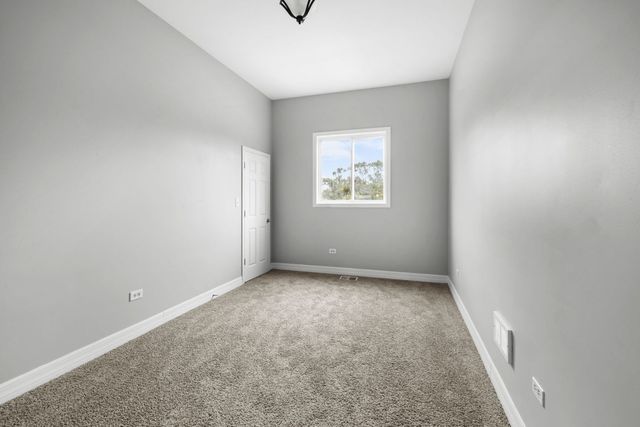 43 E 145th Street, Harvey, IL 60426