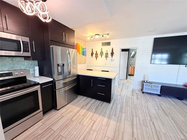 2930 Day Ave N304, Coconut Grove, FL 33133