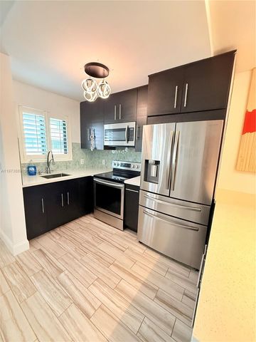 2930 Day Ave N304, Coconut Grove, FL 33133