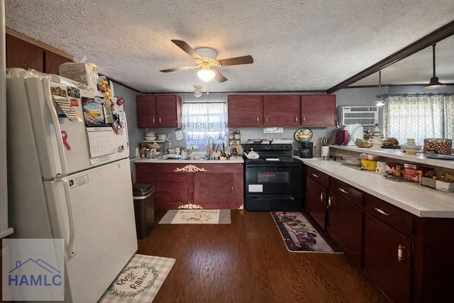 459 Alexandar Mill Pond Road, Collins, GA 30421