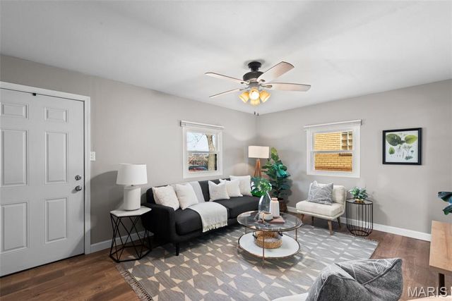 5060 Potomac Street, St Louis, MO 63139