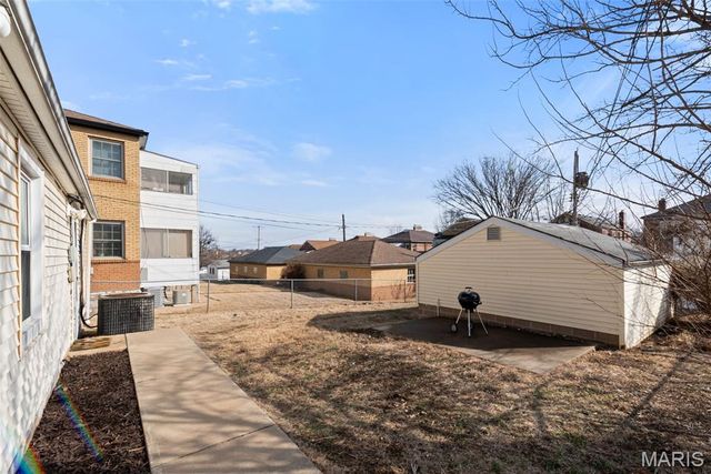 5060 Potomac Street, St Louis, MO 63139