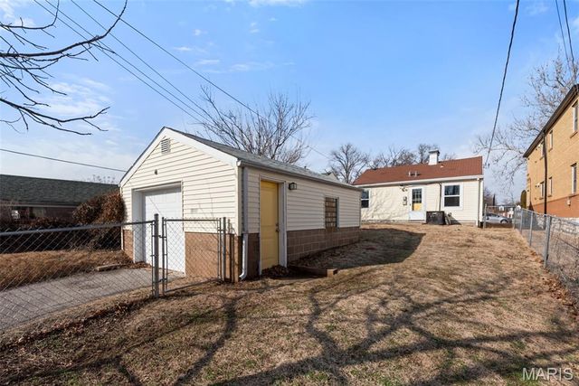 5060 Potomac Street, St Louis, MO 63139