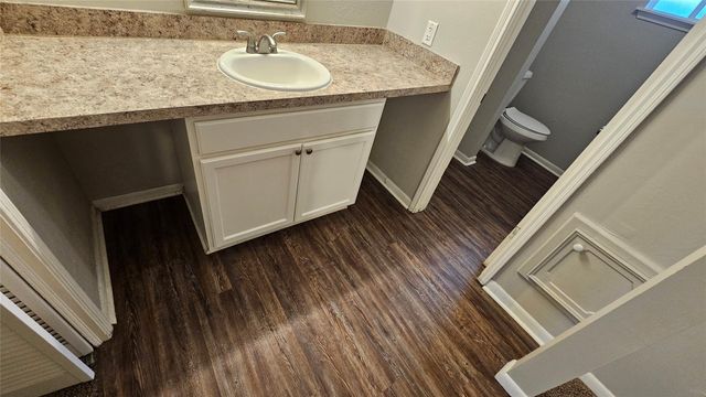 1404 Cactus Street, Baytown, TX 77521