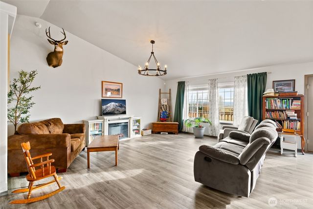 733 Pumping Plant Road, Ellensburg, WA 98926