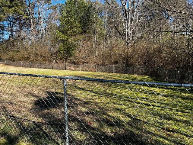 1654 Artesian Well Road NW, Calhoun, GA 30701
