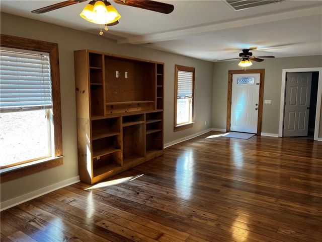 1654 Artesian Well Road NW, Calhoun, GA 30701
