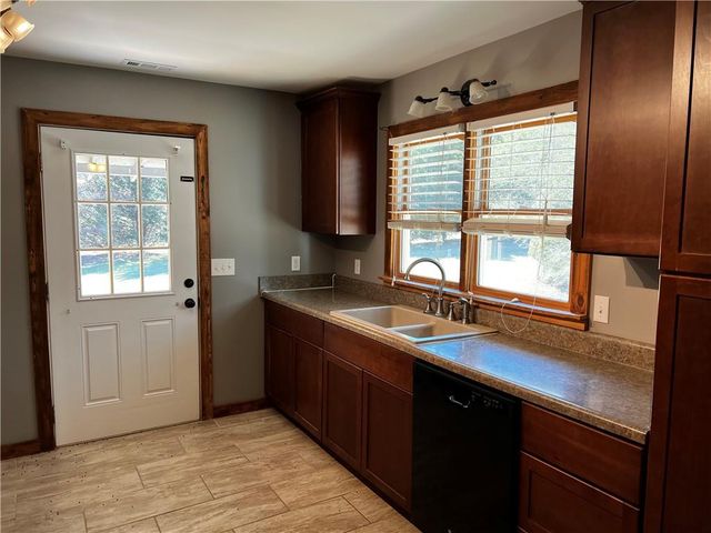 1654 Artesian Well Road NW, Calhoun, GA 30701