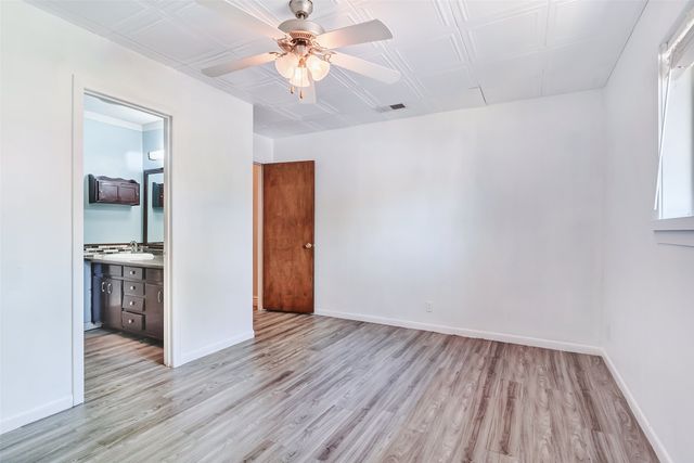 832 Cherry Street, Wolfe City, TX 75496