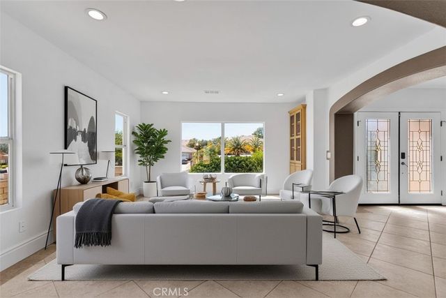 16245 Ridge View Drive, Apple Valley, CA 92307