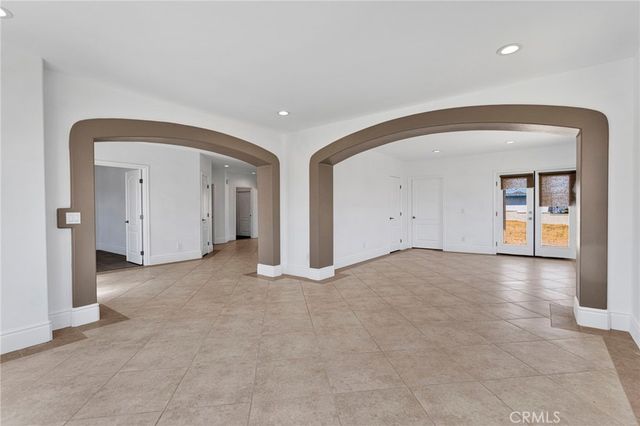 16245 Ridge View Drive, Apple Valley, CA 92307