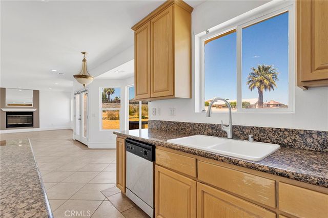 16245 Ridge View Drive, Apple Valley, CA 92307