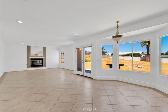 16245 Ridge View Drive, Apple Valley, CA 92307