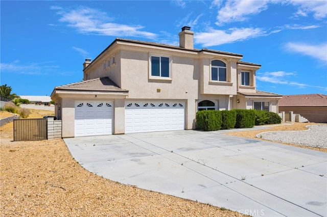 16245 Ridge View Drive, Apple Valley, CA 92307