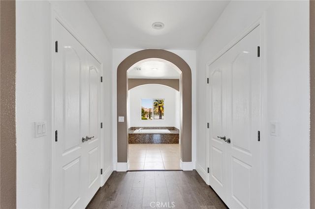 16245 Ridge View Drive, Apple Valley, CA 92307